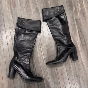 Vero Cuoio Black Fold-Over Heeled Boots